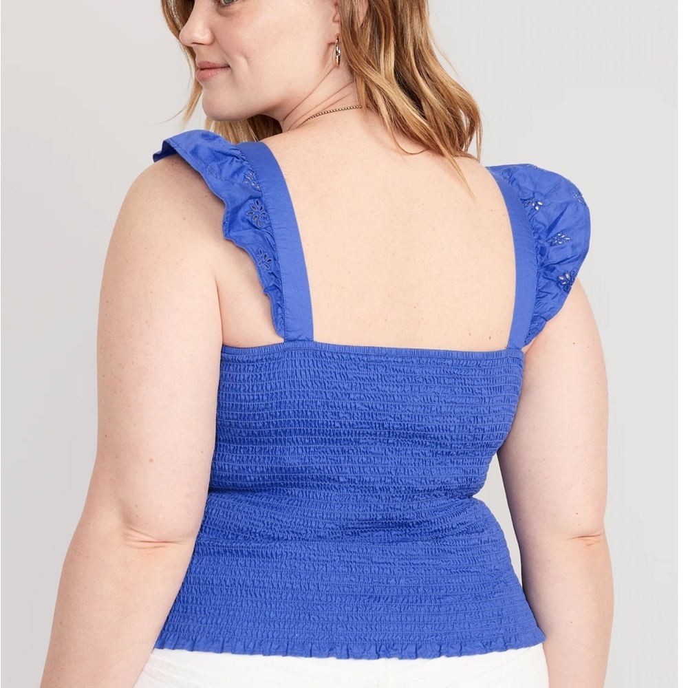 Fitted Ruffle-Trim Smocked Cropped Top for Women - Picture 2 of 8